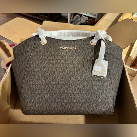 Michael Kors Jet Set Large Signature Logo Shoulder Bag - Picture 4 of 4